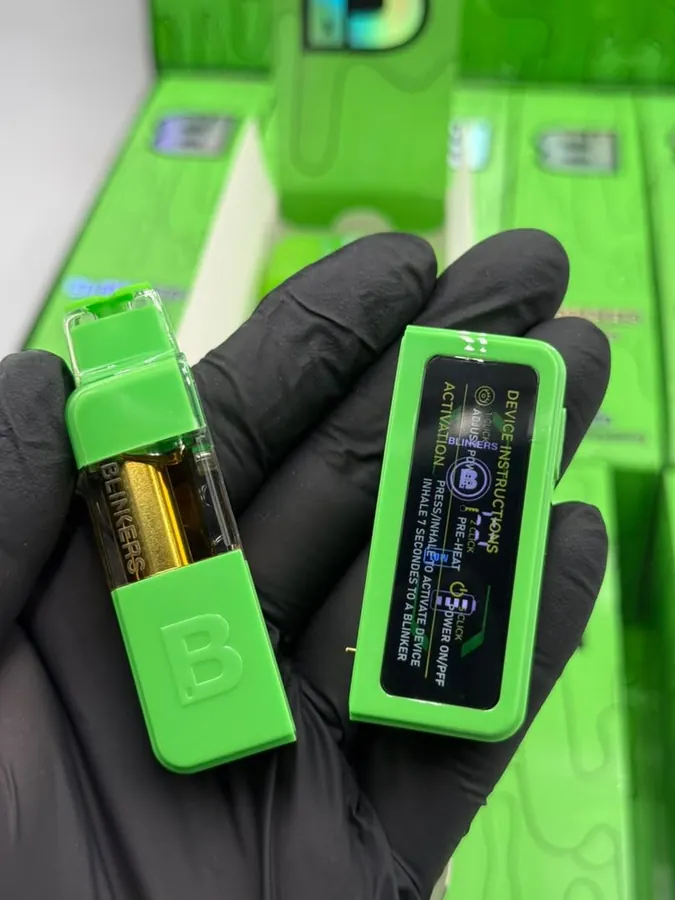 THCCarts Blinkers Pod Starter Kit 2G Disposable