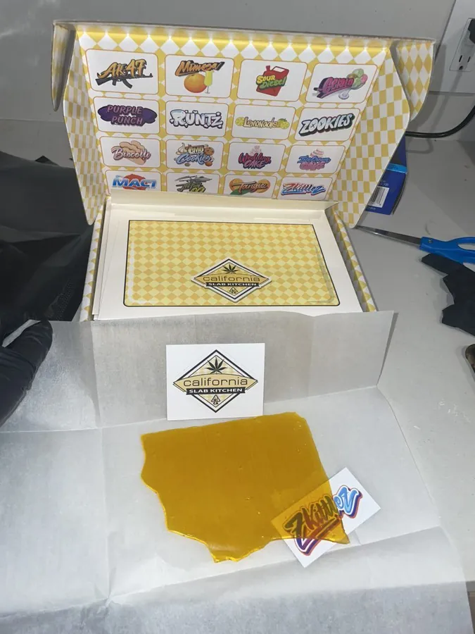 THCCarts California Slab Kitchen 1LB Premium Indoor Shatter