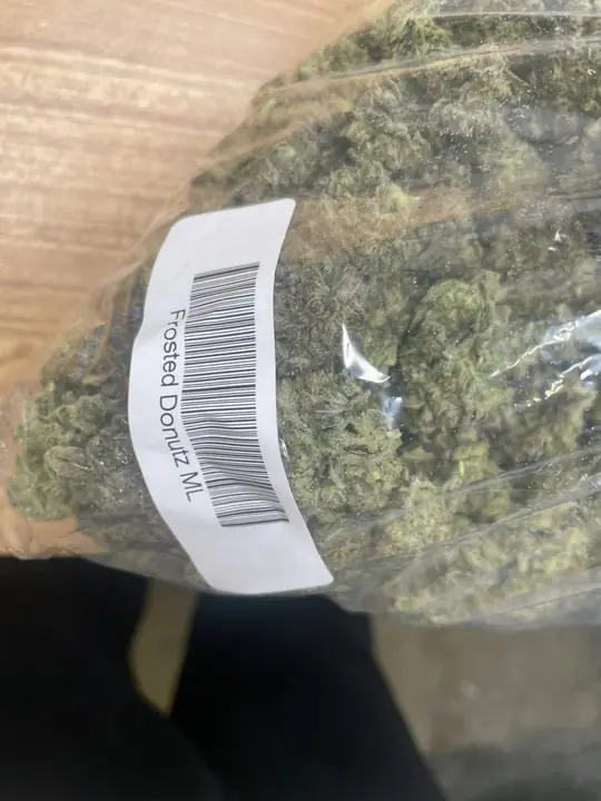 THCCarts Frosted Donutz Weed Strain